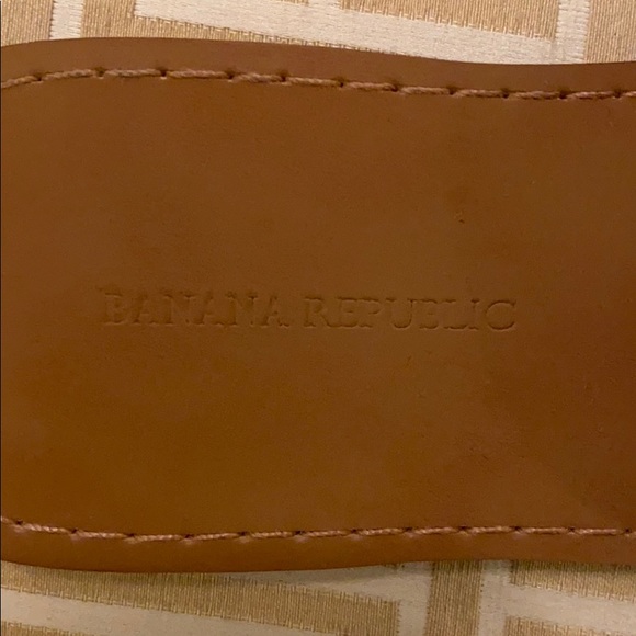 Banana Republic Gold Sandals - Picture 2 of 6